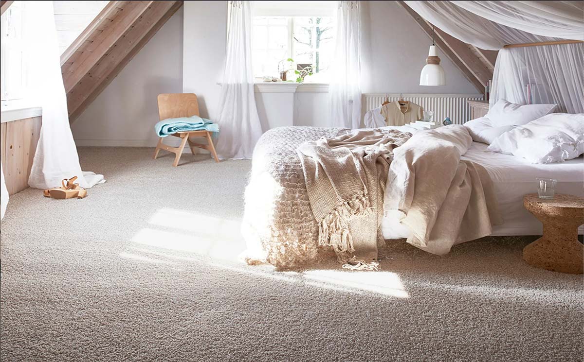 7 dôvodov, prečo je koberec v spálni nenahraditeľný