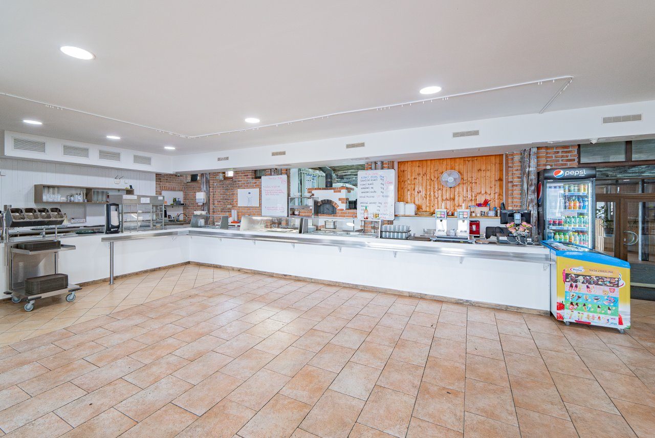 Jedáleň s denným menu v areáli R1 Centrum Bratislava